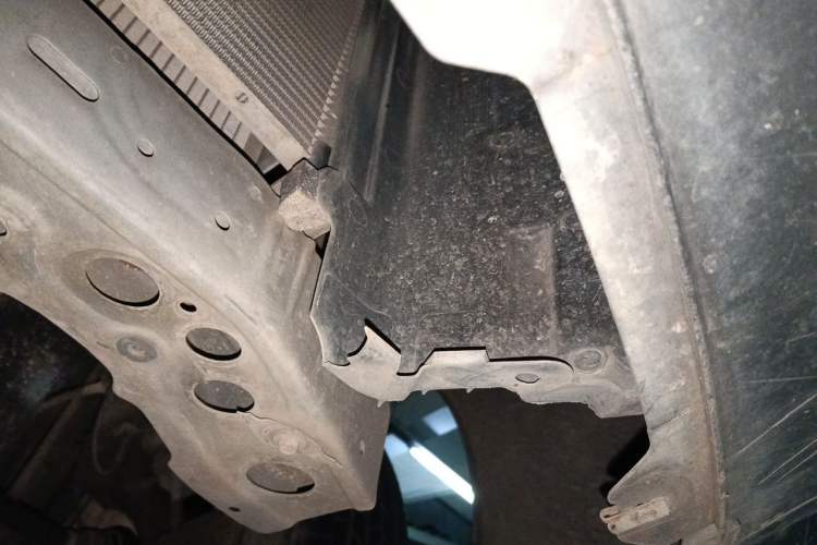 Used Nissan Sylphy 2016 Classic 1.6XE Manual Leading Edition Chassis Front Left