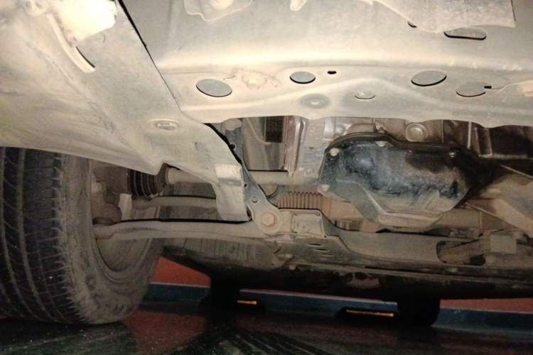 Used Nissan Sylphy 2016 Classic 1.6XE Manual Leading Edition Chassis Front Right