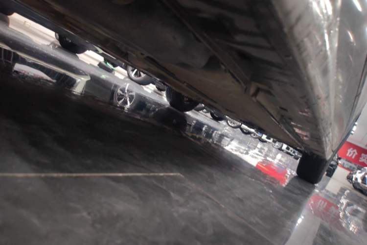 Used Nissan Sylphy 2016 Classic 1.6XE Automatic Comfort Edition Chassis Rear Right