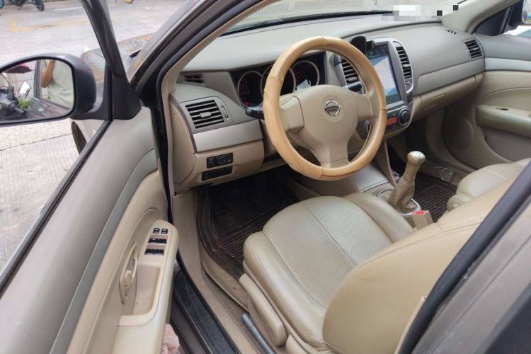 Used Nissan Sylphy 2016 Classic 1.6XE Manual Comfort Edition Driver Seat