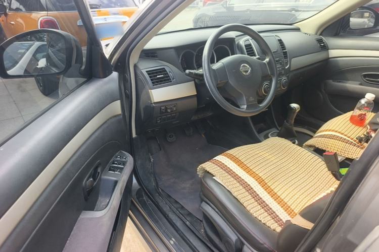 Used Nissan Sylphy 2016 Classic 1.6XE Manual Comfort Edition Driver Seat