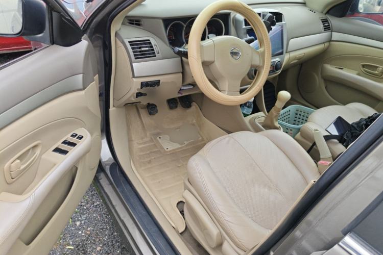 Used Nissan Sylphy 2016 Classic 1.6XE Manual Leading Edition Driver Seat