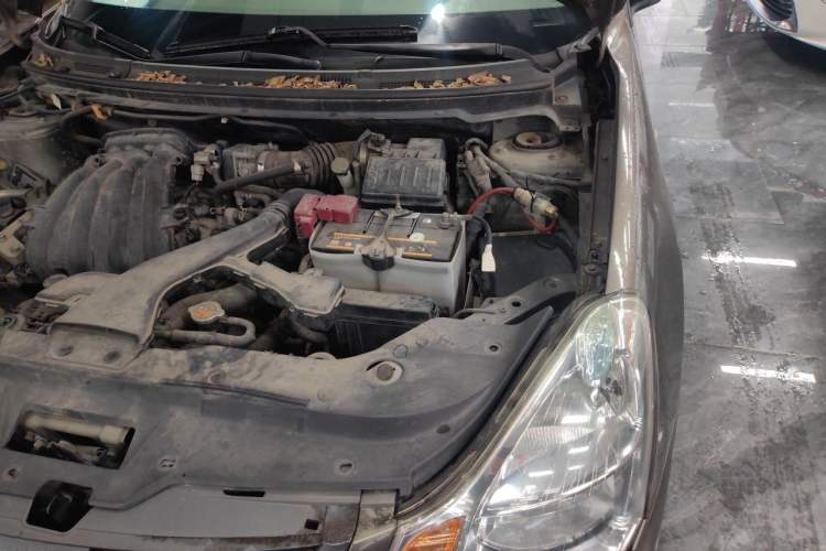 Used Nissan Sylphy 2016 Classic 1.6XE Automatic Comfort Edition Engine Bay Left