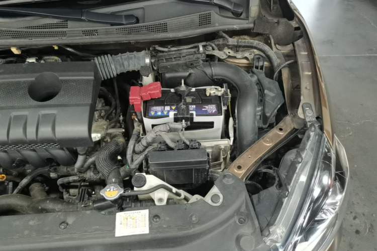 Used Nissan Sylphy 2016 1.6 XL CVT Deluxe Edition Engine Bay Left
