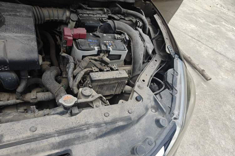Used Nissan Sylphy 2016 1.6 XL CVT Deluxe Edition Engine Bay Left