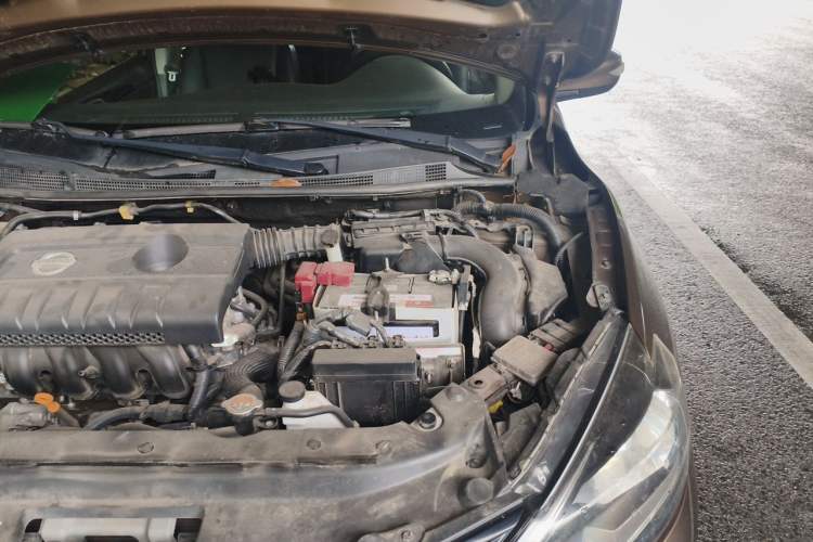 Used Nissan Sylphy 2016 1.6 XL Manual Luxury Edition Engine Bay Left