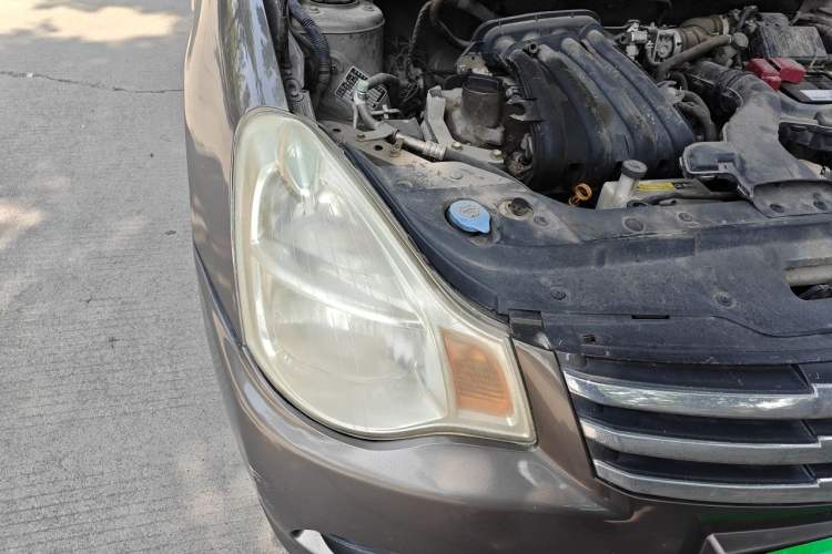 Used Nissan Sylphy 2016 Classic 1.6XE Automatic Leading Edition Engine Bay Right