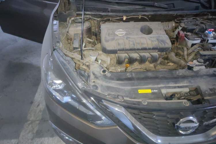 Used Nissan Sylphy 2016 1.6XV CVT Smart Enjoyment Version Engine Bay Right