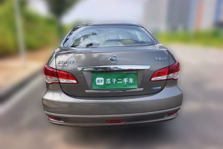 Used Nissan Sylphy 2016 Classic 1.6XE Manual Comfort Edition Exterior 4
