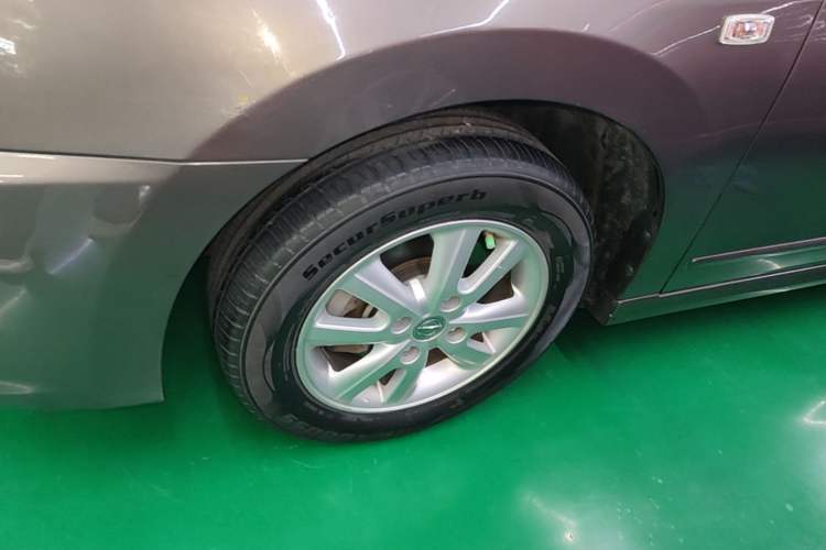 Used Nissan Sylphy 2016 Classic 1.6XE Manual Leading Edition Exterior 4