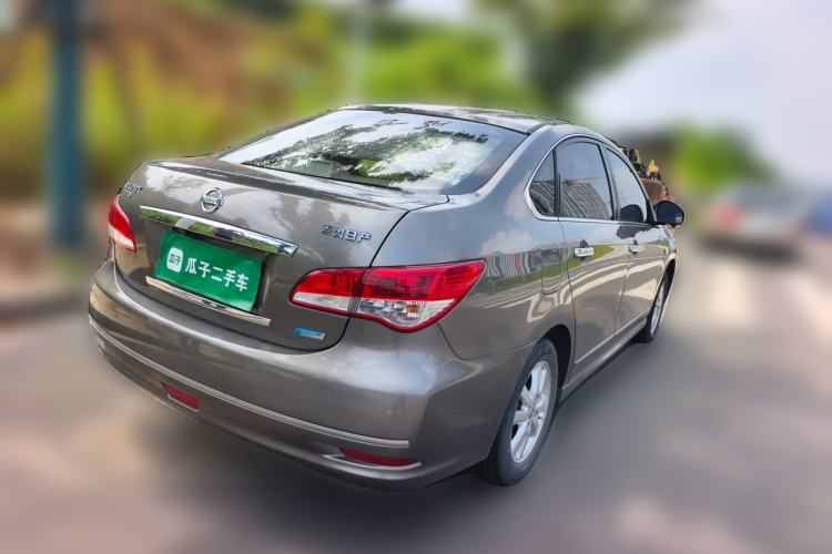 Used Nissan Sylphy 2016 Classic 1.6XE Manual Comfort Edition Exterior 5