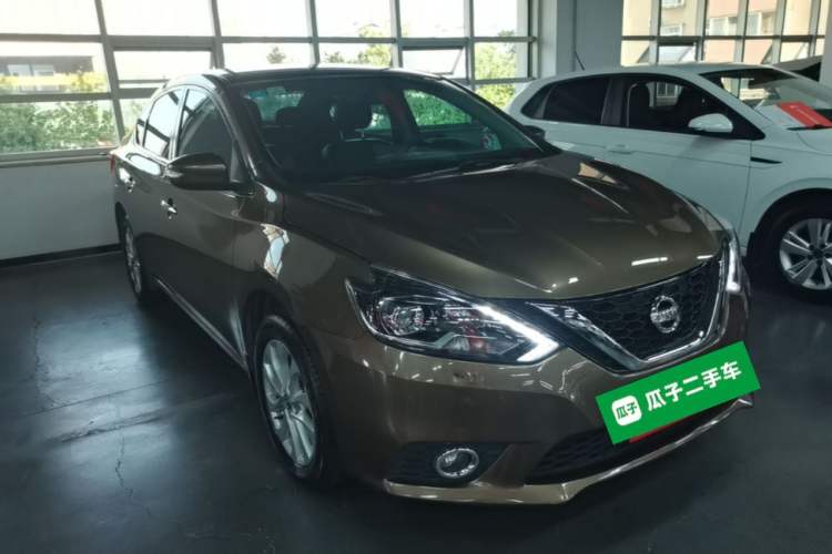 Used Nissan Sylphy 2016 1.6 XL CVT Deluxe Edition Front Right 45 Deg