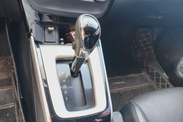 Used Nissan Sylphy 2016 1.6 XL CVT Deluxe Edition Gear Lever