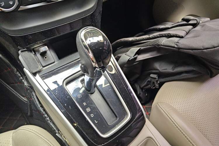 Used Nissan Sylphy 2016 1.6XV CVT Smart Enjoyment Version Gear Lever