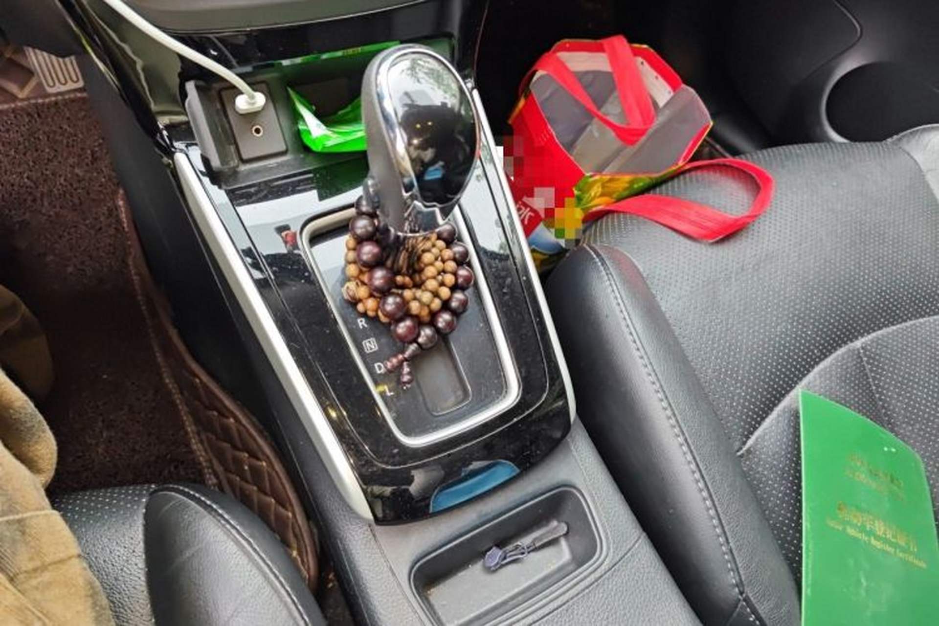 Used Nissan Sylphy 2016 1.6 XL CVT Deluxe Edition Gear Lever