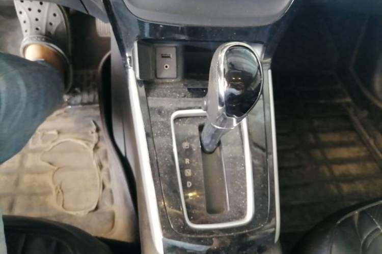 Used Nissan Sylphy 2016 1.6XV CVT Smart Enjoyment Version Gear Lever