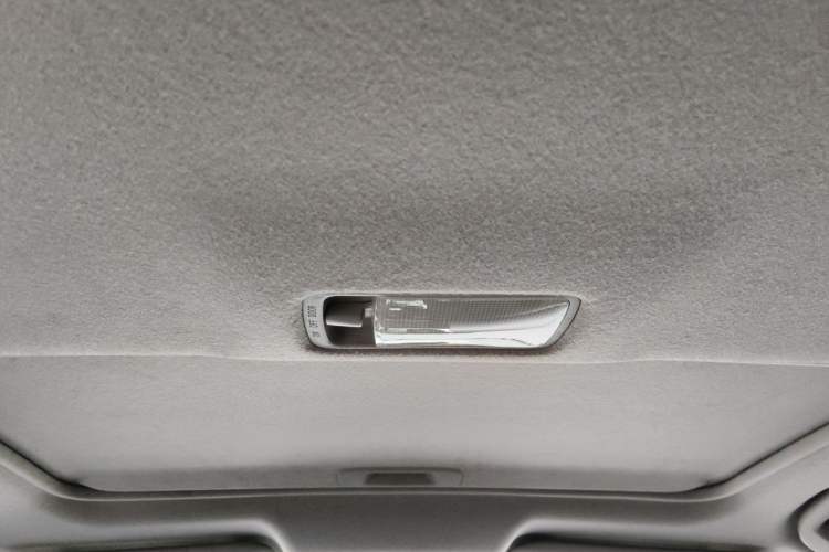 Used Nissan Sylphy 2016 1.6XV CVT Smart Enjoyment Version Headliner