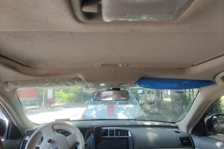 Used Nissan Sylphy 2016 Classic 1.6XE Manual Leading Edition Headliner