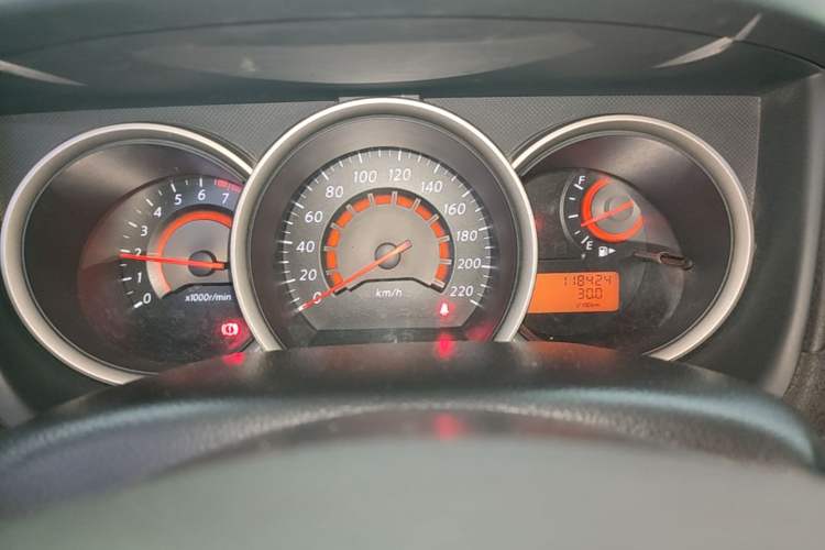 Used Nissan Sylphy 2016 Classic 1.6XE Manual Leading Edition Instrument Cluster