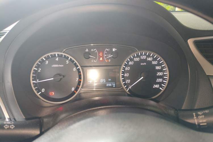 Used Nissan Sylphy 2016 1.6 XL Manual Luxury Edition Instrument Cluster