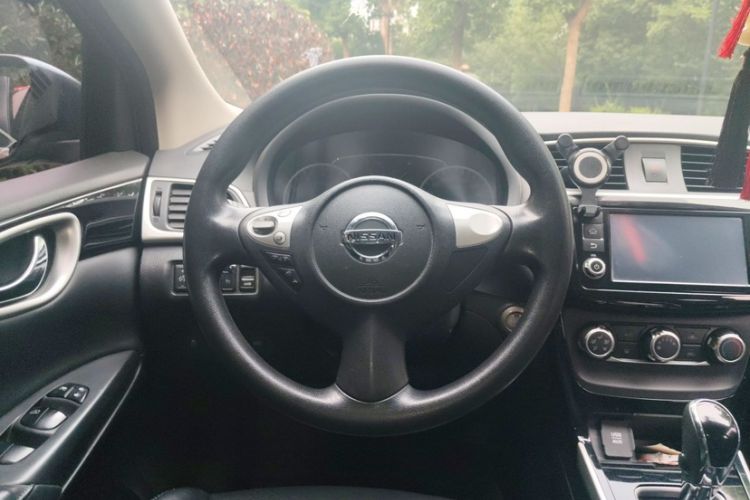Used Nissan Sylphy 2016 1.6XV CVT Smart Enjoyment Version Interior 2