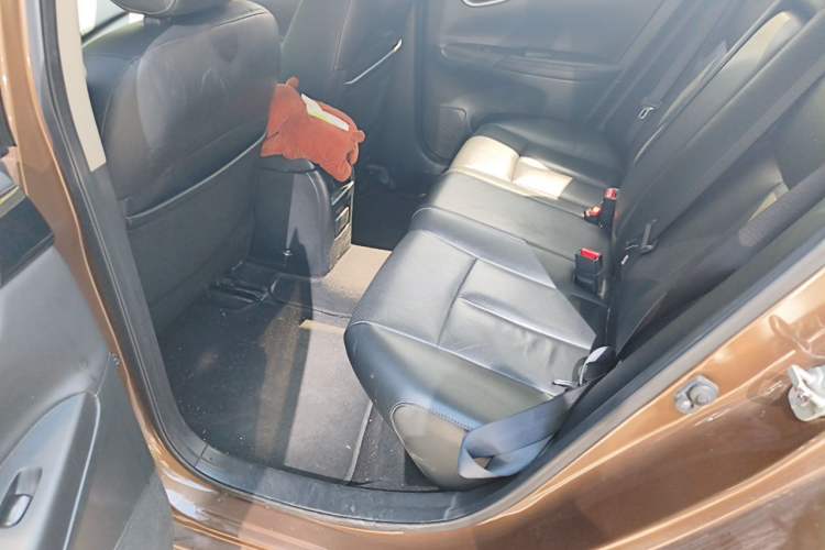 Used Nissan Sylphy 2016 1.6 XL CVT Luxury Edition Left Rear Seat