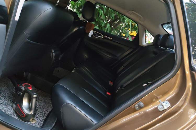 Used Nissan Sylphy 2016 1.6XV CVT Smart Enjoyment Version Left Rear Seat