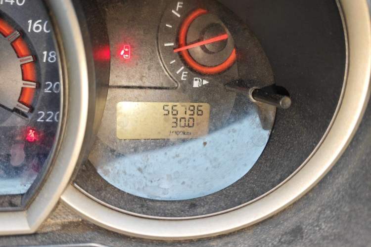 Used Nissan Sylphy 2016 Classic 1.6XE Manual Comfort Edition Odometer Close Up
