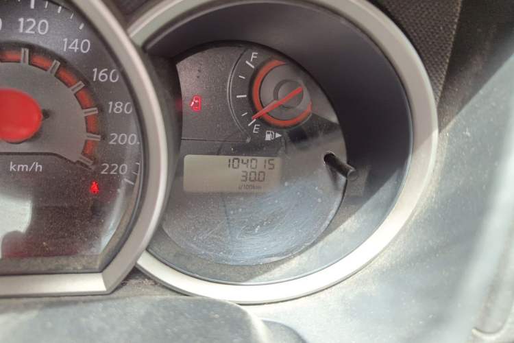 Used Nissan Sylphy 2016 1.6XE Manual Comfort Edition Odometer Close Up