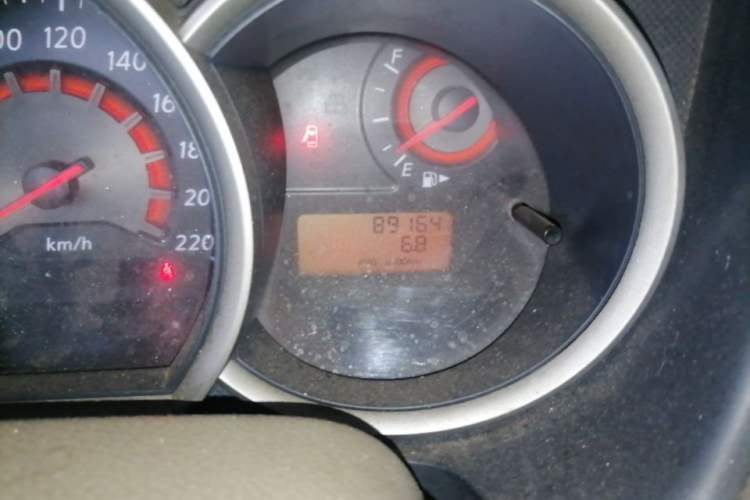 Used Nissan Sylphy 2016 Classic 1.6XE Manual Comfort Edition Odometer Close Up