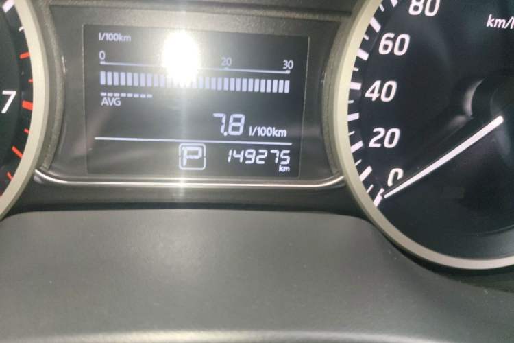 Used Nissan Sylphy 2016 1.6XV CVT Smart Enjoyment Version Odometer Close Up
