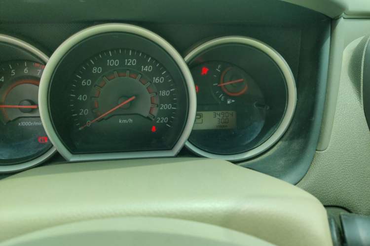 Used Nissan Sylphy 2016 Classic 1.6XE Automatic Leading Edition Odometer Close Up