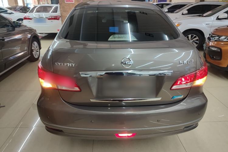 Used Nissan Sylphy 2016 Classic 1.6XE Manual Leading Edition Rear