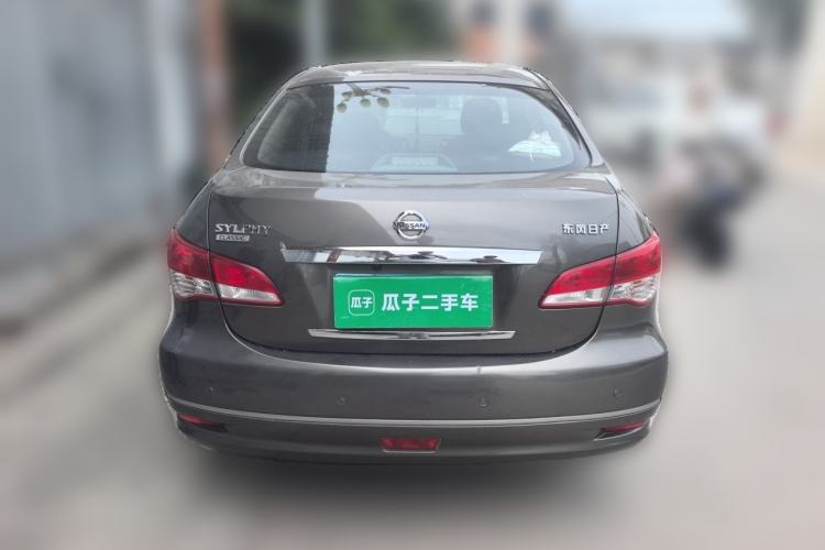 Used Nissan Sylphy 2016 Classic 1.6XE Automatic Leading Edition Rear