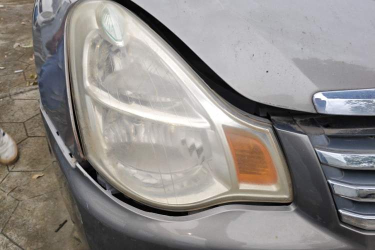 Used Nissan Sylphy 2016 Classic 1.6XE Manual Comfort Edition Right Front Headlight