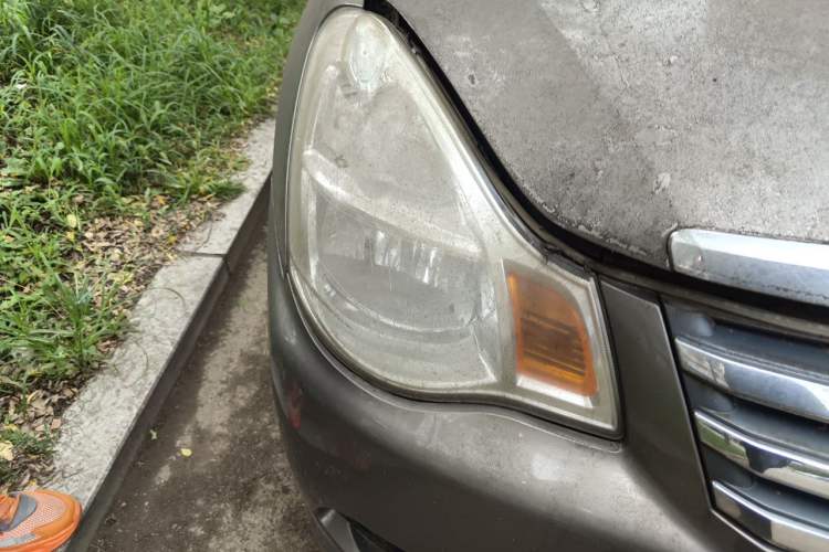 Used Nissan Sylphy 2016 1.6XE Manual Comfort Edition Right Front Headlight
