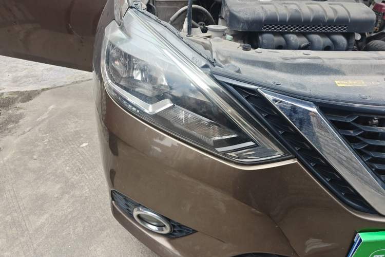 Used Nissan Sylphy 2016 1.6 XL CVT Deluxe Edition Right Front Headlight