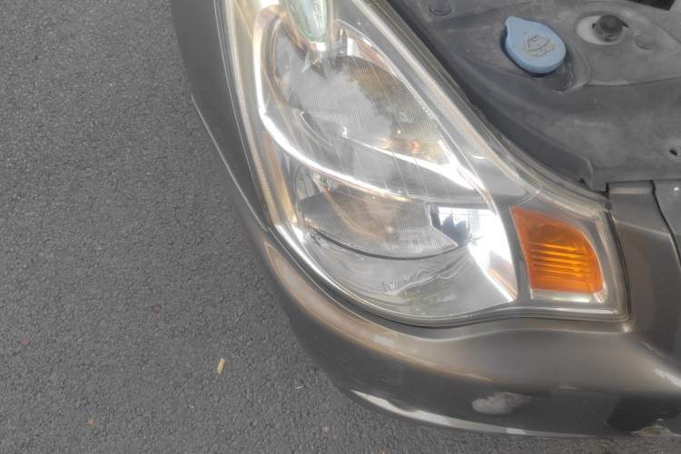 Used Nissan Sylphy 2016 Classic 1.6XE Automatic Comfort Edition Right Front Headlight