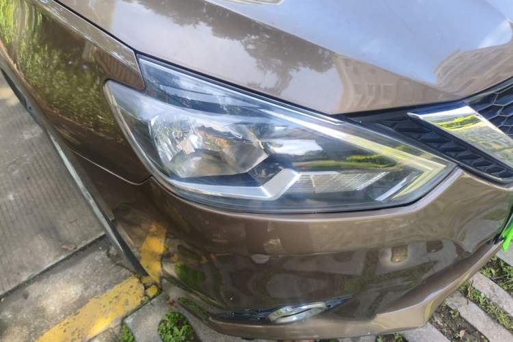Used Nissan Sylphy 2016 1.6 XL CVT Deluxe Edition Right Front Headlight