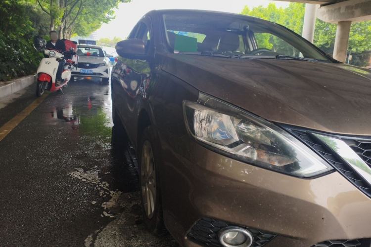 Used Nissan Sylphy 2016 1.6 XL Manual Luxury Edition Right Front Headlight