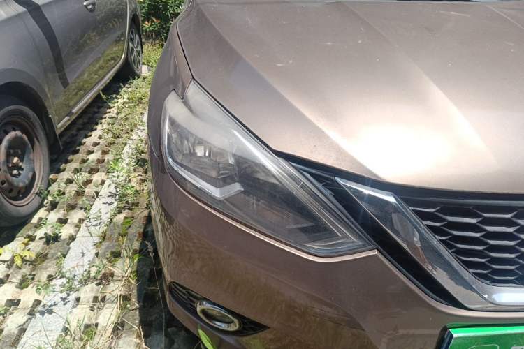 Used Nissan Sylphy 2016 1.6 XL Manual Luxury Edition Right Front Headlight