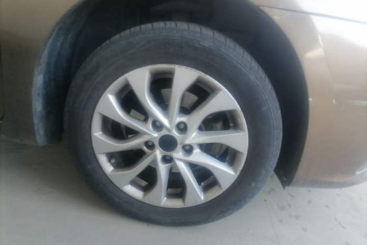 Used Nissan Sylphy 2016 1.6XV CVT Smart Enjoyment Version Right Front Wheel Hub