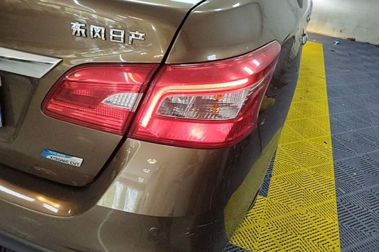 Used Nissan Sylphy 2016 1.6XV CVT Smart Enjoyment Version Right Rear Taillight