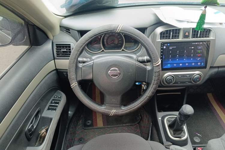 Used Nissan Sylphy 2016 Classic 1.6XE Manual Leading Edition Steering Wheel