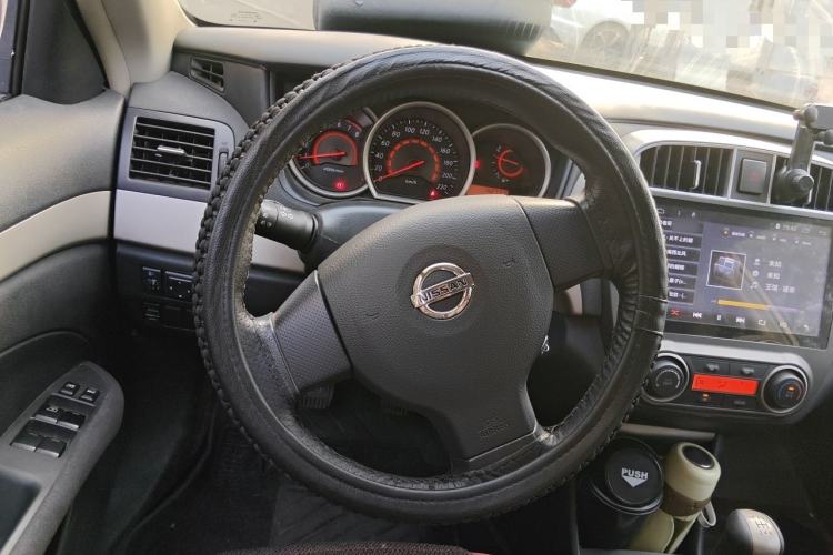 Used Nissan Sylphy 2016 Classic 1.6XE Manual Leading Edition Steering Wheel