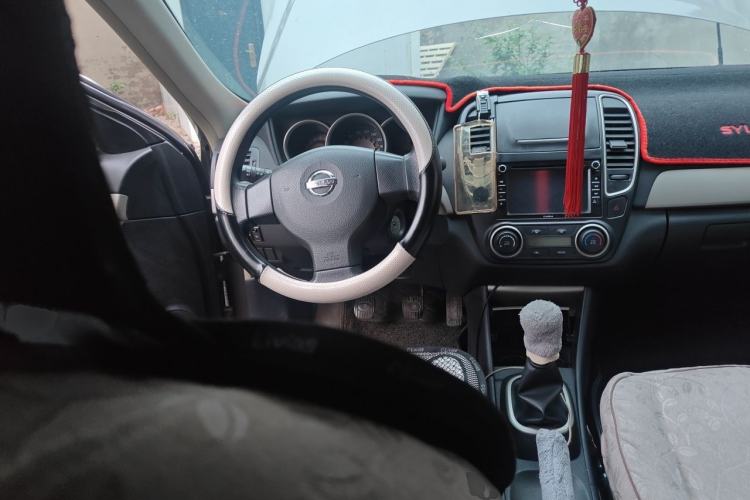 Used Nissan Sylphy 2016 Classic 1.6XE Manual Comfort Edition Steering Wheel