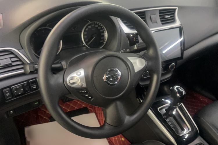 Used Nissan Sylphy 2016 1.6XV CVT Smart Enjoyment Version Steering Wheel