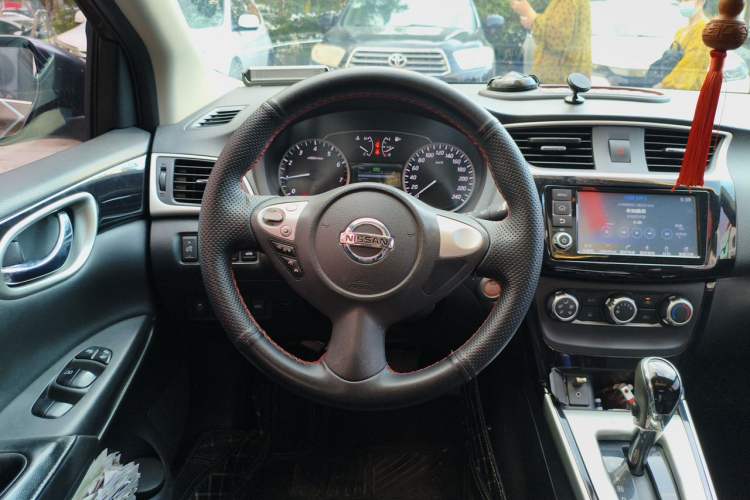 Used Nissan Sylphy 2016 1.6 XL CVT Deluxe Edition Steering Wheel