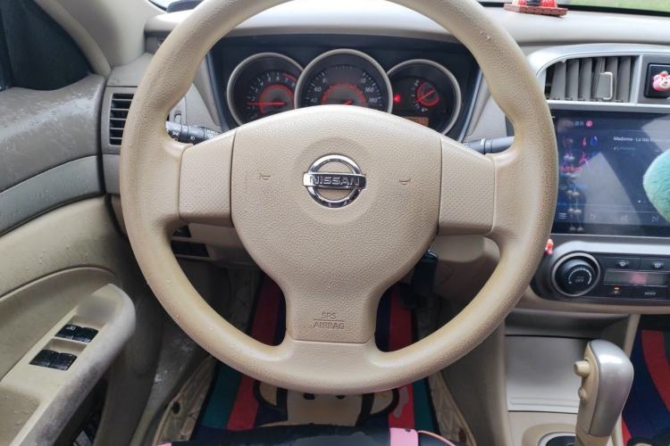 Used Nissan Sylphy 2016 Classic 1.6XE Automatic Comfort Edition Steering Wheel