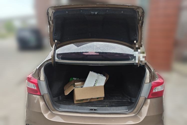 Used Nissan Sylphy 2016 1.6 XL CVT Deluxe Edition Trunk